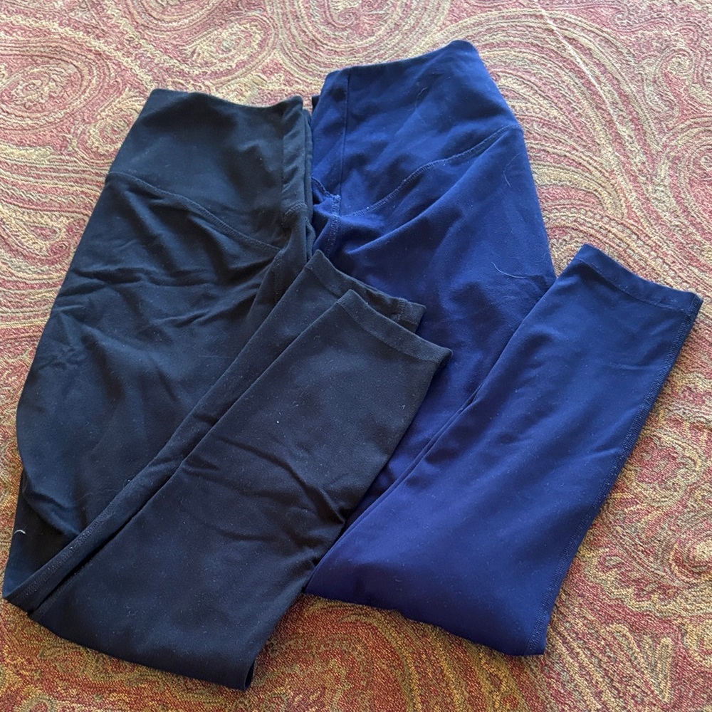 Beyond Yoga Black and Navy Leggings
